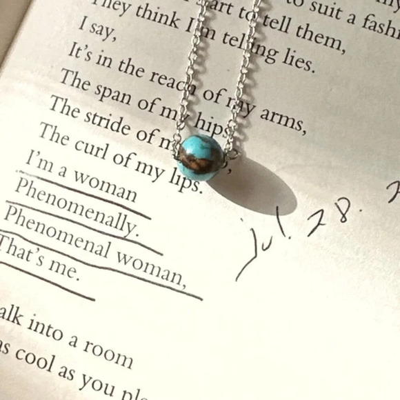 Alquimia Jewelry - Kingman Turquoise sphere/worry stone pendant 925 silver necklace